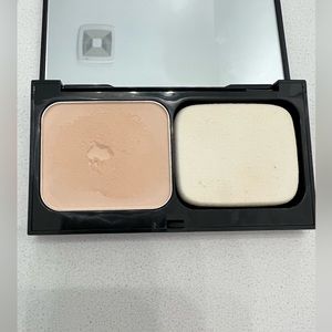 Bobbi Brown Powder Foundation and Blush